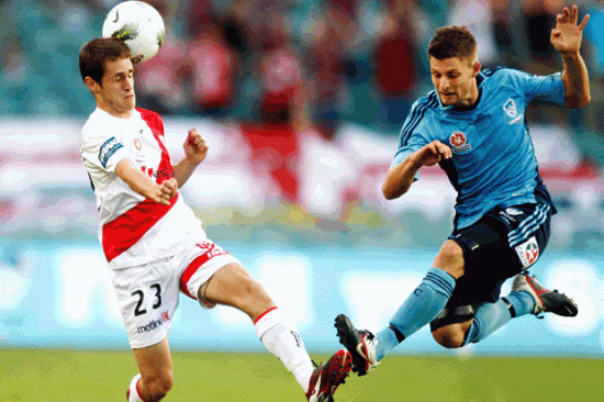 Sydney FC falls to Melbourne Heart at SFS