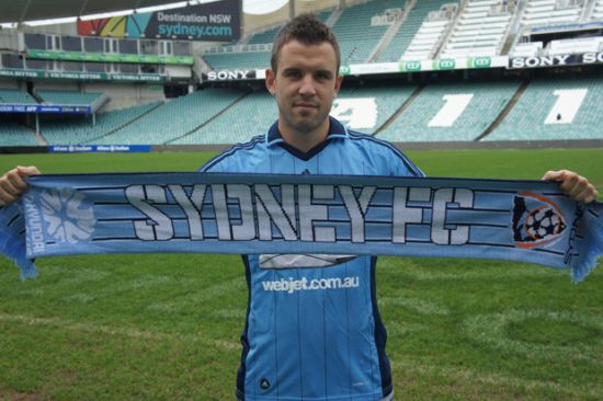 Sydney FC Signs Defender Matt Jurman