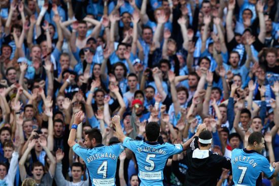 Sydney FC into finals after shooting down Jets 3-2