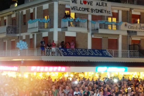 5000 fans officially welcome Sydney FC to Jesolo