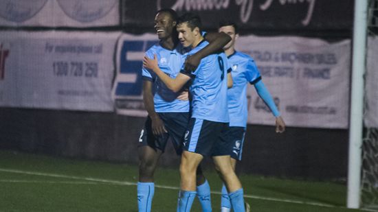 Sky Blues Cruise Past Mariners