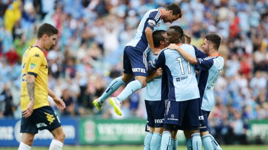 Sydney FC Comeback To Sink Mariners