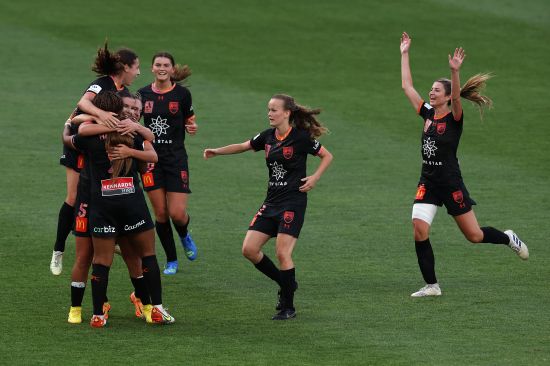 Sydney FC Women Cruise Past Roar